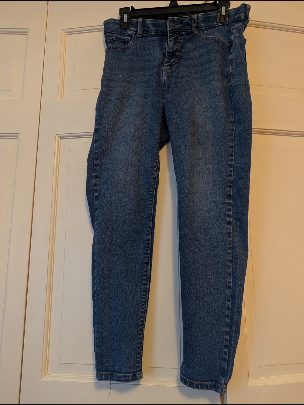 Curve Appeal Elastic Waist Skinny Jeans in Deep Blue Wash